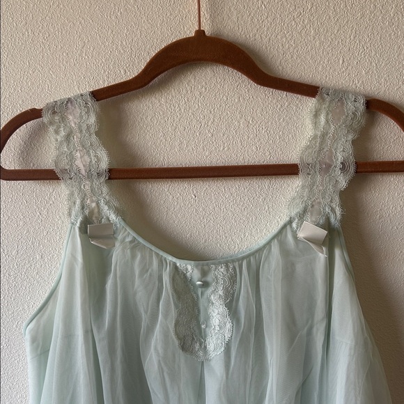 Vanity Fair Light Blue Lace Trim Chemise - Picture 2 of 7